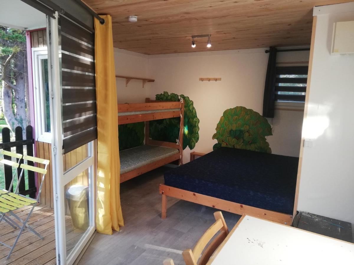 Hebergements Camping "Les Pieds Dans L'Eau" โครซง ภายนอก รูปภาพ