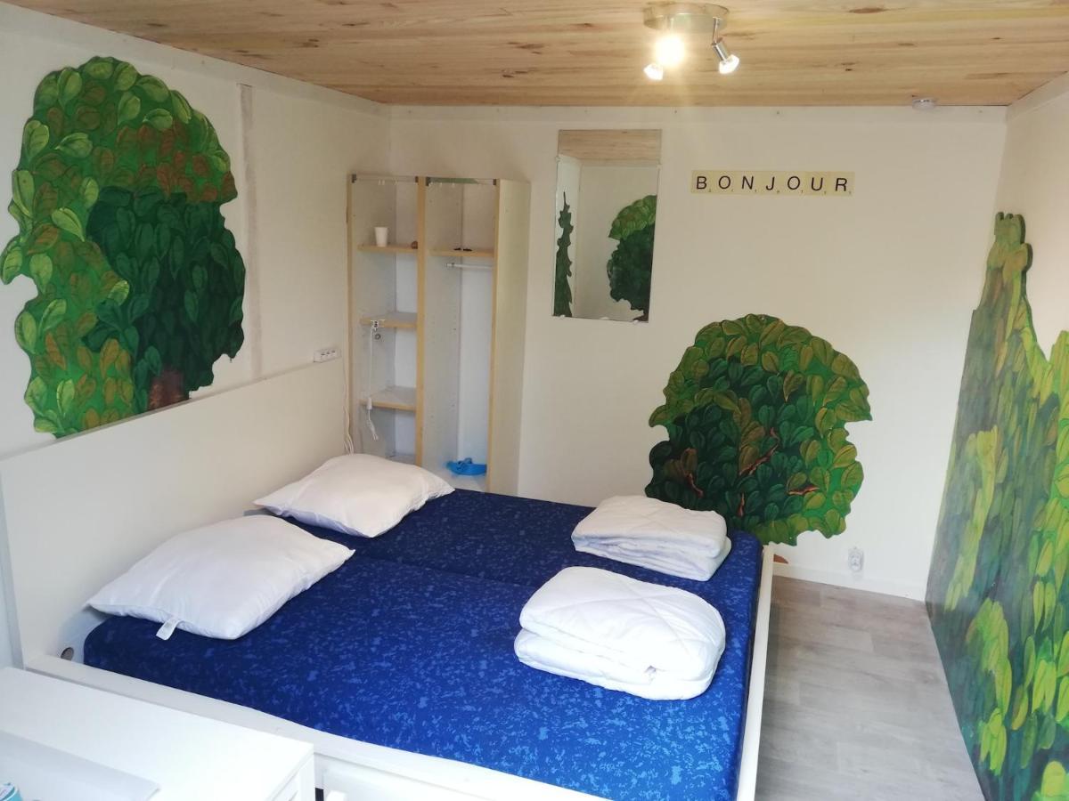 Hebergements Camping "Les Pieds Dans L'Eau" โครซง ภายนอก รูปภาพ
